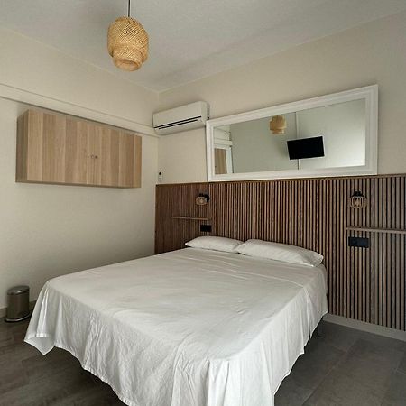 Hostal Restaurant Casa Comaulis La Vajol Екстериор снимка