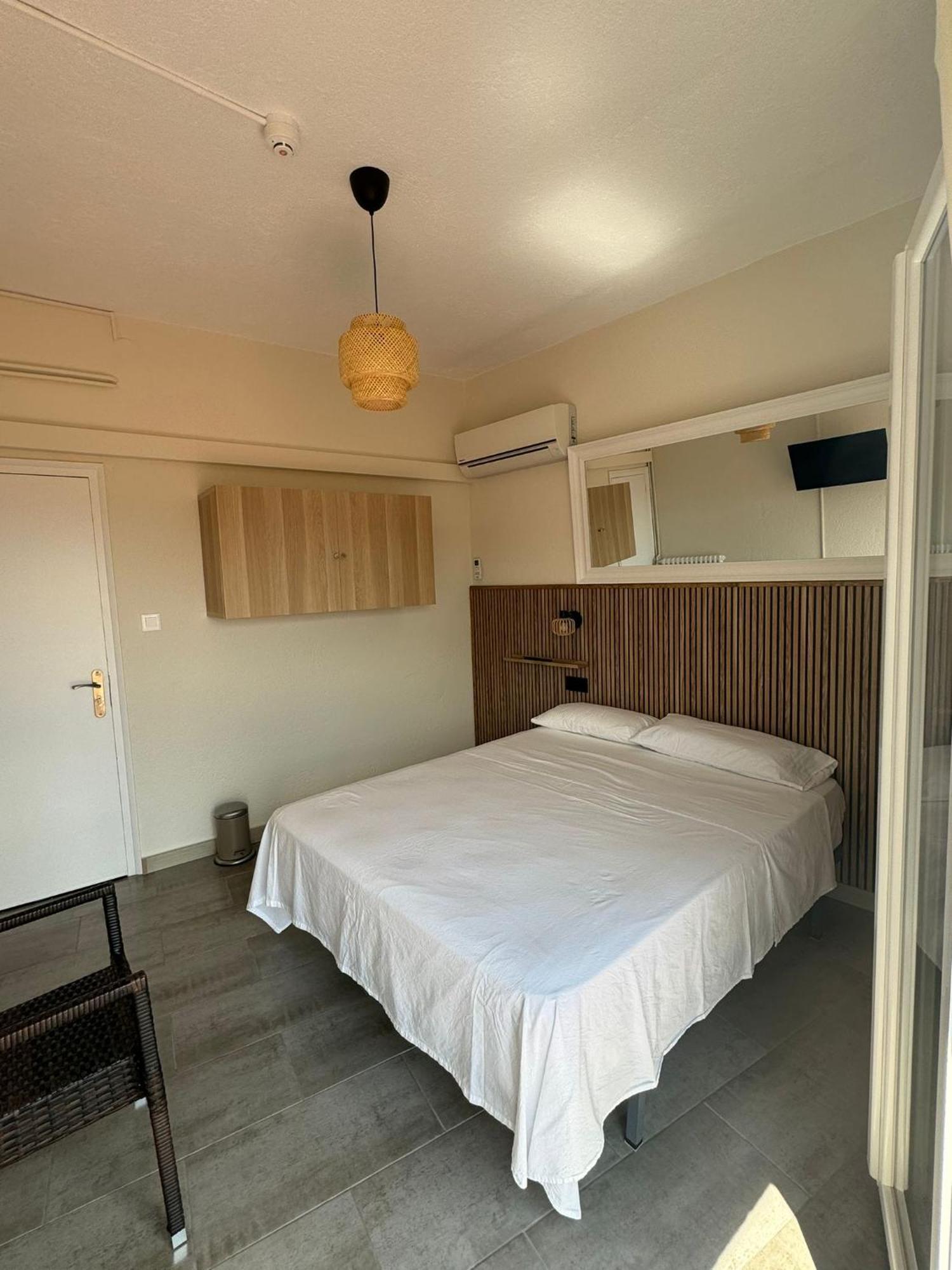 Hostal Restaurant Casa Comaulis La Vajol Екстериор снимка
