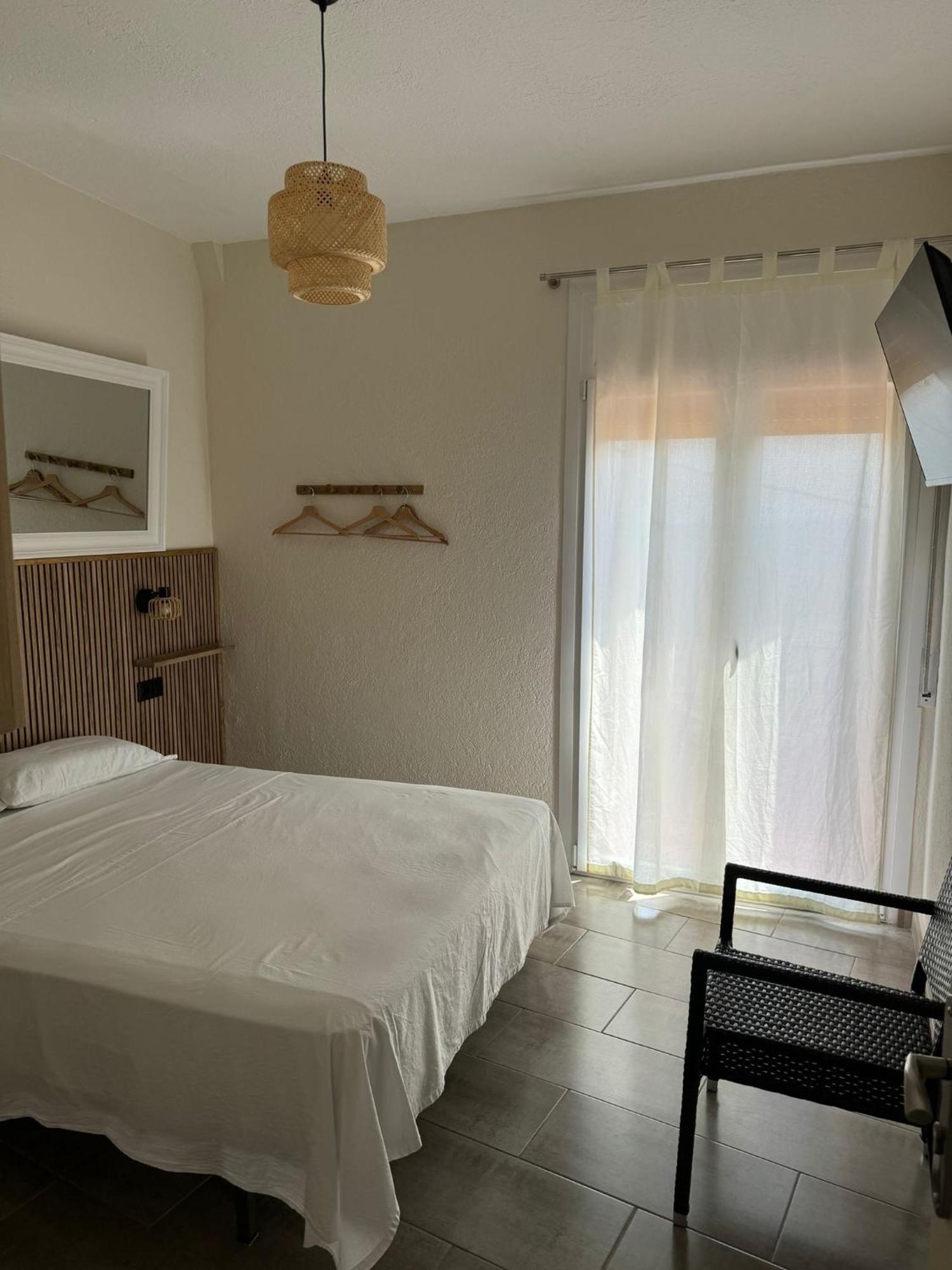 Hostal Restaurant Casa Comaulis La Vajol Екстериор снимка
